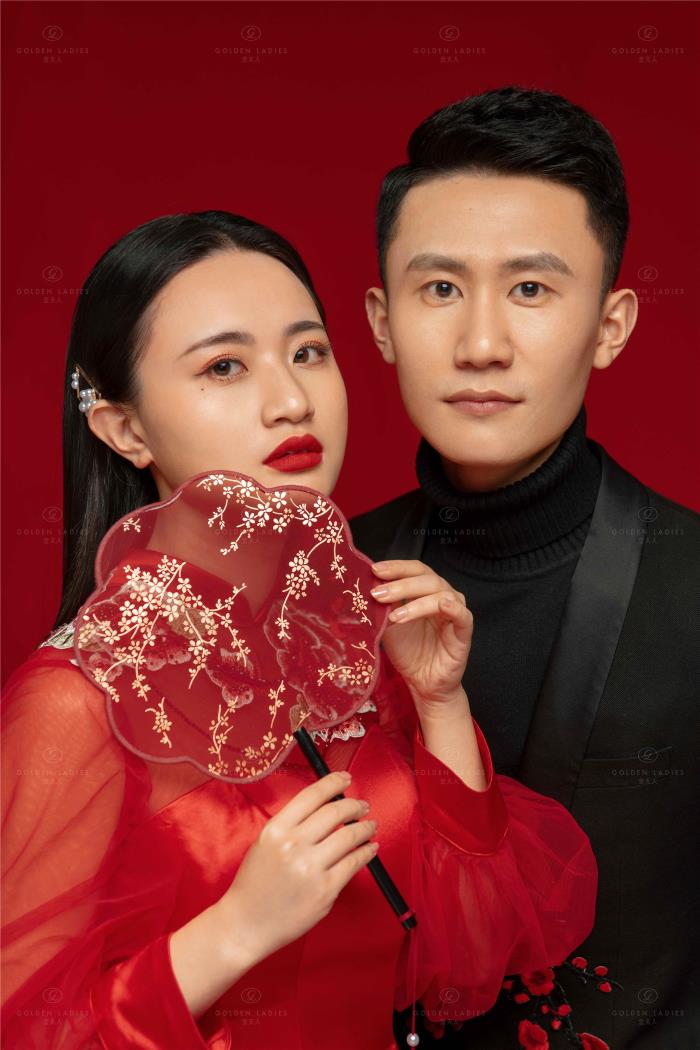 旗袍婚纱照，客片分享丨这样喜庆的旗袍婚纱照你觉得能打几分